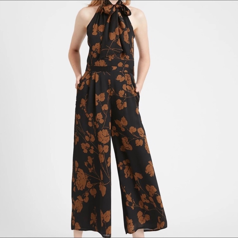 BANANA REPUBLIC‎ Tie-Neck Cropped Jumpsuit